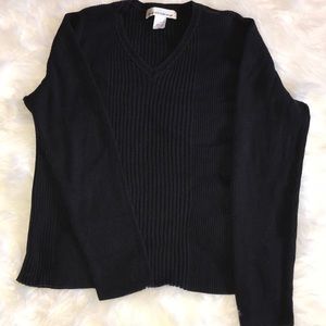 Jones New Your Sport Black V-Neck Sweater #18